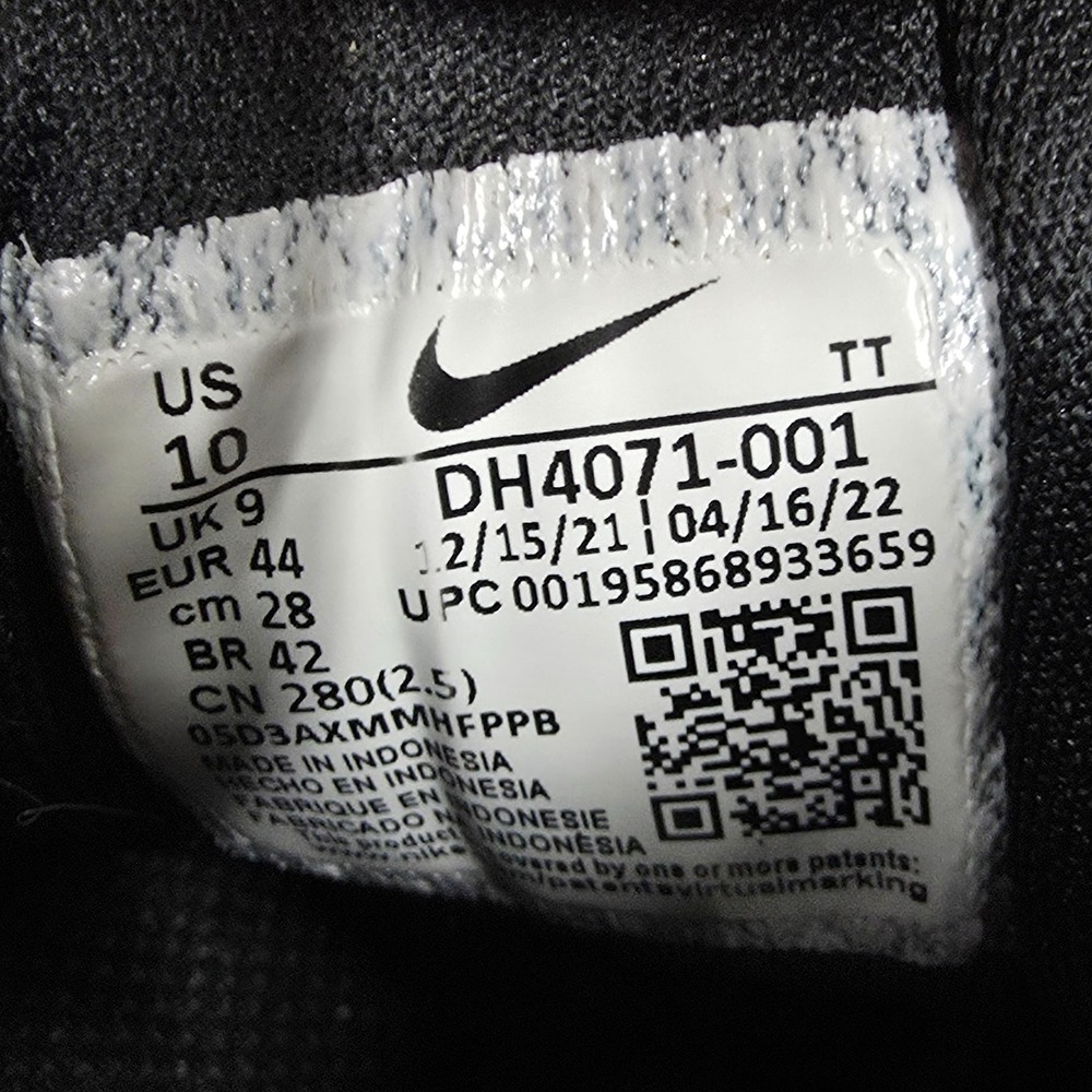 Nike Air Zoom Pegasus 39 Running Shoes Mens 10 Black White DH4071-001 - Picture 9 of 12